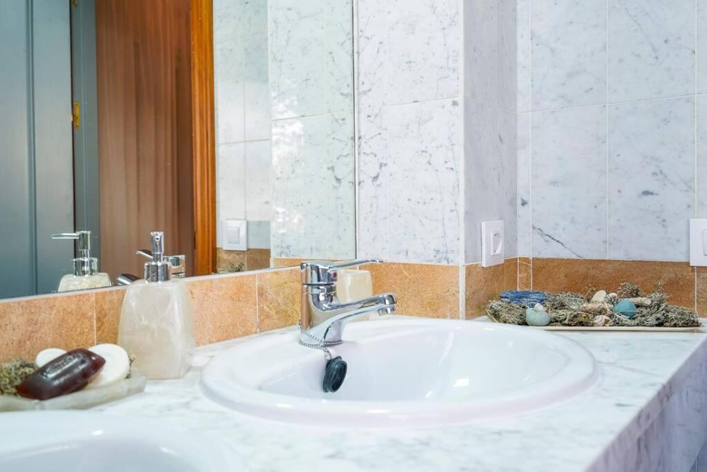Lovely And Chic Apartment In The Heart Of 塞维利亚 外观 照片